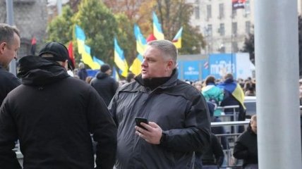 Участники вече против "формулы Штайнмайера" пикетируют офис Зеленского 