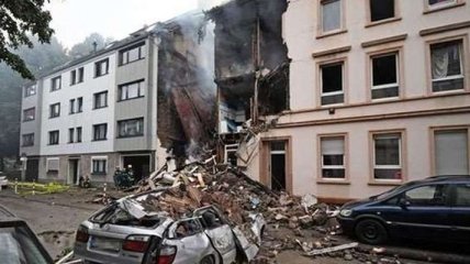 Взрыв в жилом доме на западе Германии, пострадали 5 человек