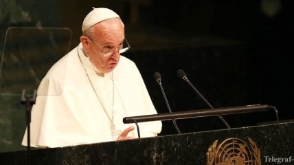 Папа Римский: Необходимо стремиться к миру без ядерного оружия