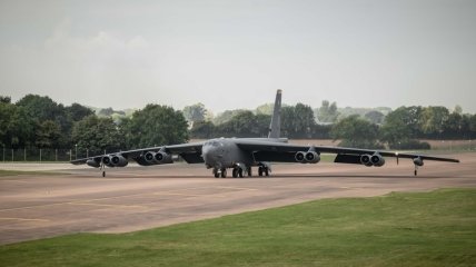 Американские бомбардировщики B-52 примут участие в учениях