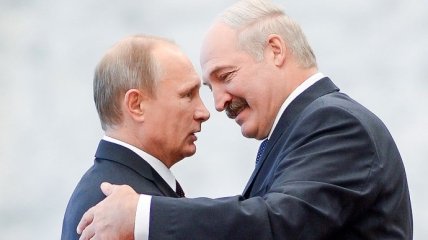 Кривавий російський лідер путін та його поплічник олександр лукашенко