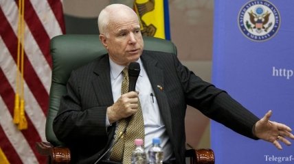 Сенатор Маккейн считает нужным помочь Украине с вооружением