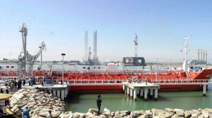 Иран хочет экспортировать нефть в КНДР