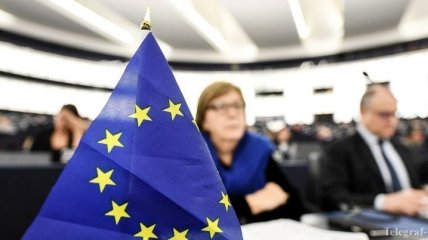 Несколько сирийских министров и компаний попали под санкции ЕС
