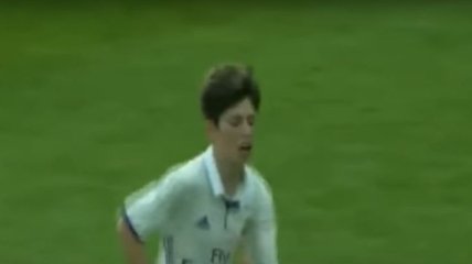 Сын Зидана принес победу "Реалу" над "Барселоной" в детском Эль Класико (Видео)