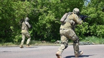 Ситуация на Донбассе: трое украинских военных получили ранения, один погиб