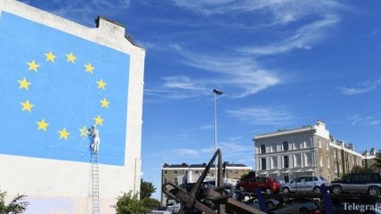ЕС отзовет всех дипломатов Британии из представительств в связи с Brexit
