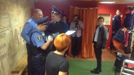Офис FEMEN заминировали: милиция ищет взрывчатку (Фото)