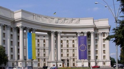 В МИД назвали "политической шизофренией" желание Собчак посетить Крым