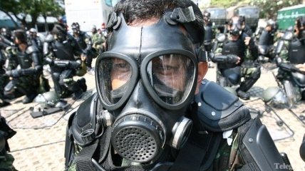 Полиция Таиланда применила слезоточивый газ против протестующих 