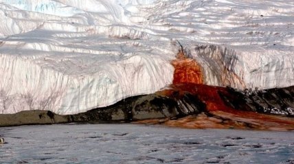 Разгадана тайна Кровавого водопада в Антарктике
