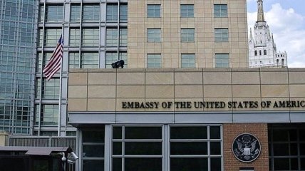 Из посольства США в Москве выехало 60 дипломатов