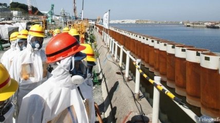 Фукусима: под поток 10 тонн радиоактивной воды попали 6 человек  