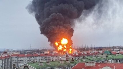 Пожар на нефтебазе в Белгороде