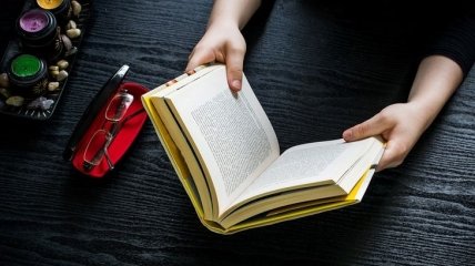 Что прочитать на карантине: книги, которые помогут не упасть духом в тяжелые времена