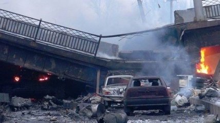 Бутусов: Террористы подорвали мост, чтобы перекрыть доступ в Донецк