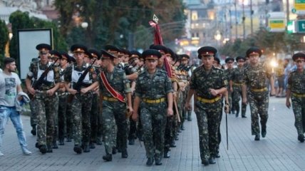 АП: В День Независимости военного парада в Киеве не будет
