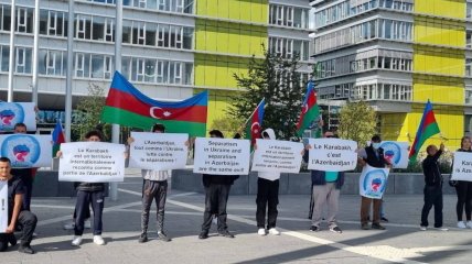AZfront протестует против засилья армянской пропаганды в ЕС