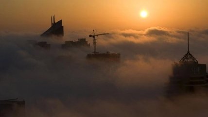 Города в облаках и туманах (Фото)