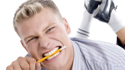Что приносит вред нашим зубам?