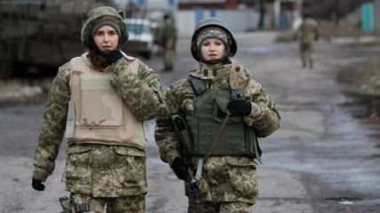 Украинки - не только тыл нашей армии, но и значительная часть ее самой