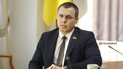 Роман Костенко був на передовій військових дій на Донбасі, а тепер входить до комітету Ради з питань нацбезпеки