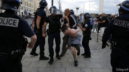 Французская полиция задержала за первую неделю Евро-2016 более 300 человек