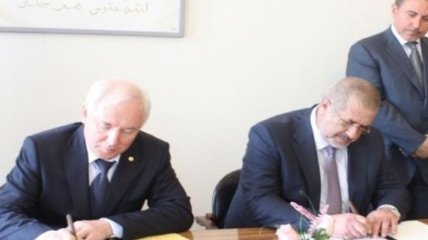 Меджлис подписал соглашение со Всемирным конгрессом татар 