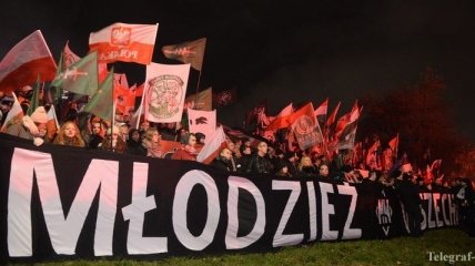 В Польше на митингах начались задержания активистов