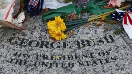 Стало известно, где похоронят Джорджа Буша-старшего