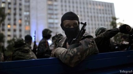 Боевики ДНР ворвались в Центр оперативного реагирования милиции в Донецке