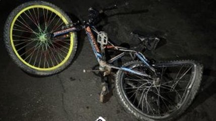 В Хмельницком сотрудник полиции насмерть сбил велосипедистку