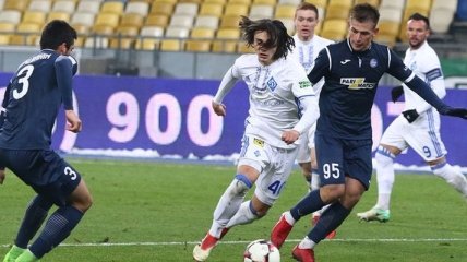 Олимпик уступил Динамо в дебютном матче под руководством Шевчука