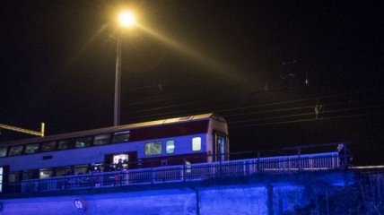 В Словакии пассажирский поезд столкнулся с локомотивом, есть пострадавшие