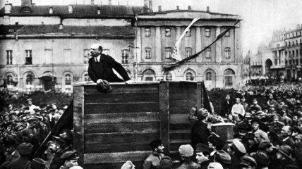 Российская "революция" 1917 года — бутафория. Рабы остались рабами