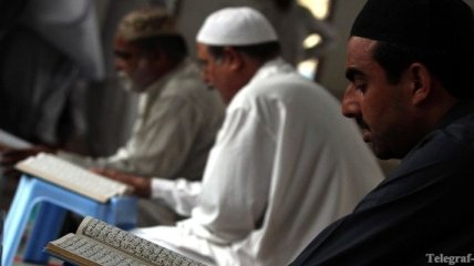 Пакистанским женщинам запретили совершать покупки
