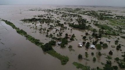 В Индии и Бангладеш эвакуируют два миллиона человек из-за циклона