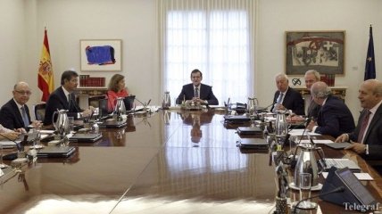 Испанское правительство хочет отменить референдум в Каталонии