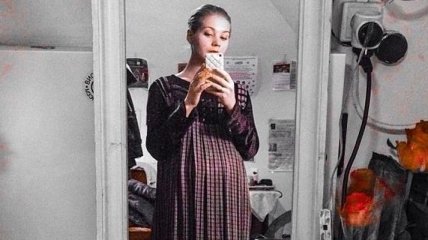 Беременная Кристина Асмус уже с большим животом 