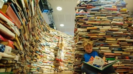 Книжные выставки: где искать лучшие детские книги