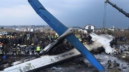 В Боливии потерпел крушение военный самолет: шесть человек погибли