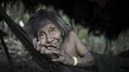 Это племя находится на грани исчезновения (Фото)