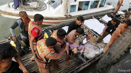 С парома, затонувшего в Бангладеш, удалось спасти 30 человек