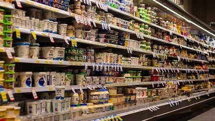 Корзина цін: в Україні дорожчає молоко