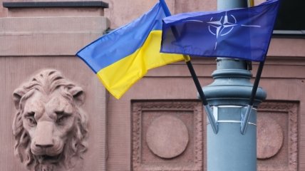 Київ збирає екстрене засідання Ради Україна-НАТО після російського обстрілу: що відомо