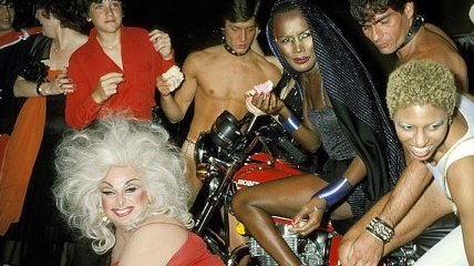 Драйв ночи: безумные снимки с жарких диско-вечеринок 1970-х годов (Фото) 
