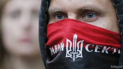 Правый сектор установил блокпост под Киевом