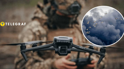 Военный с дроном и дым после взрыва