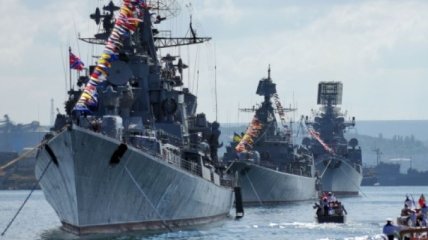 Украина сегодня планирует вывезти из Крыма ряд катеров и судно