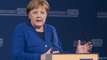 Меркель: Еврокомиссия не сможет остановить "Северный поток-2"